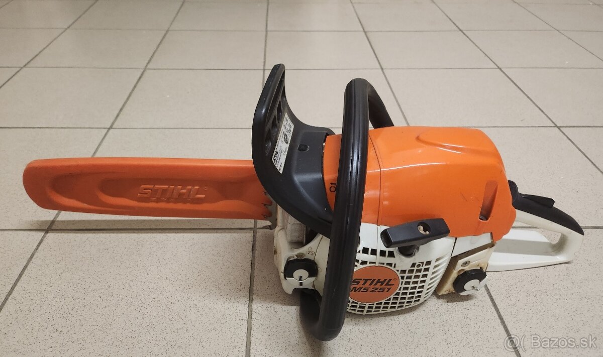 STIHL MS 251