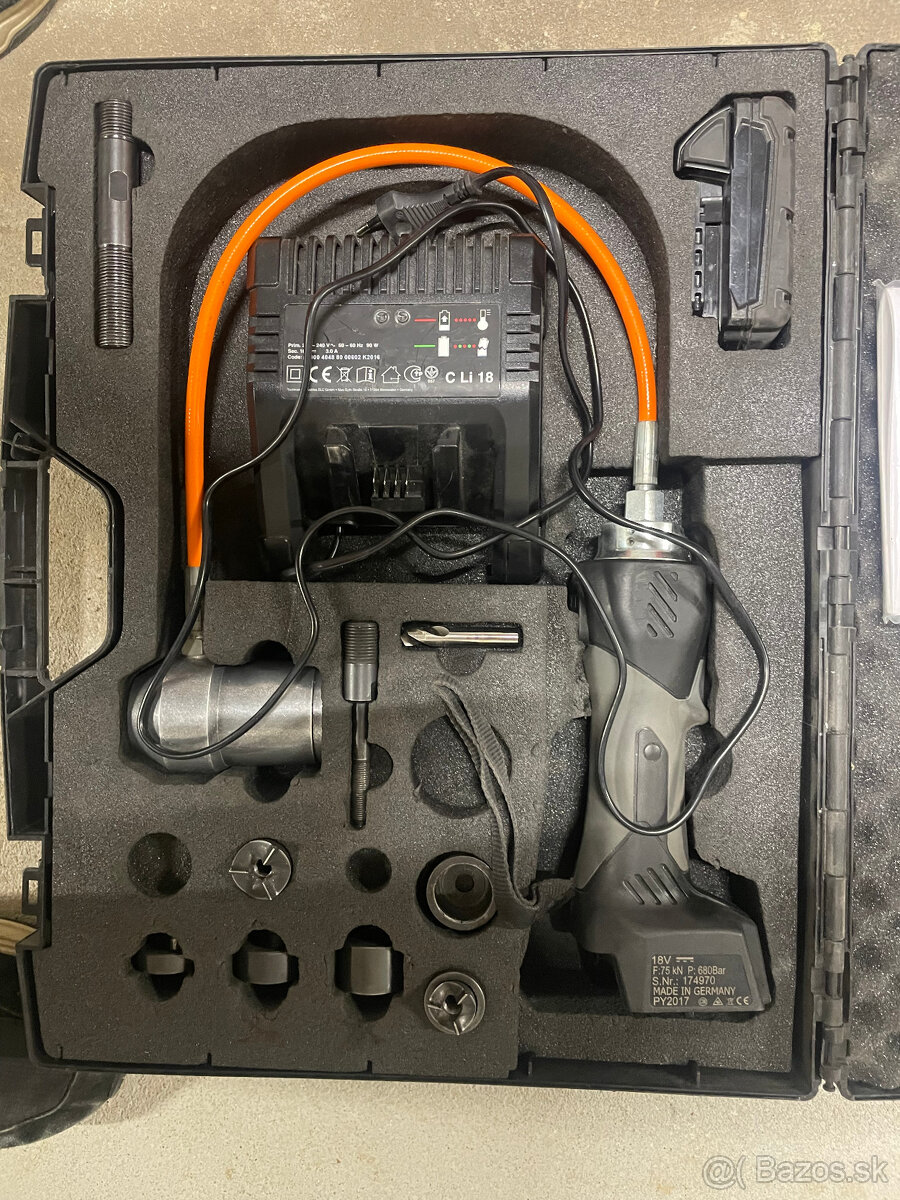 Akumulátorová hydraulická pumpa Accu-compact flex
