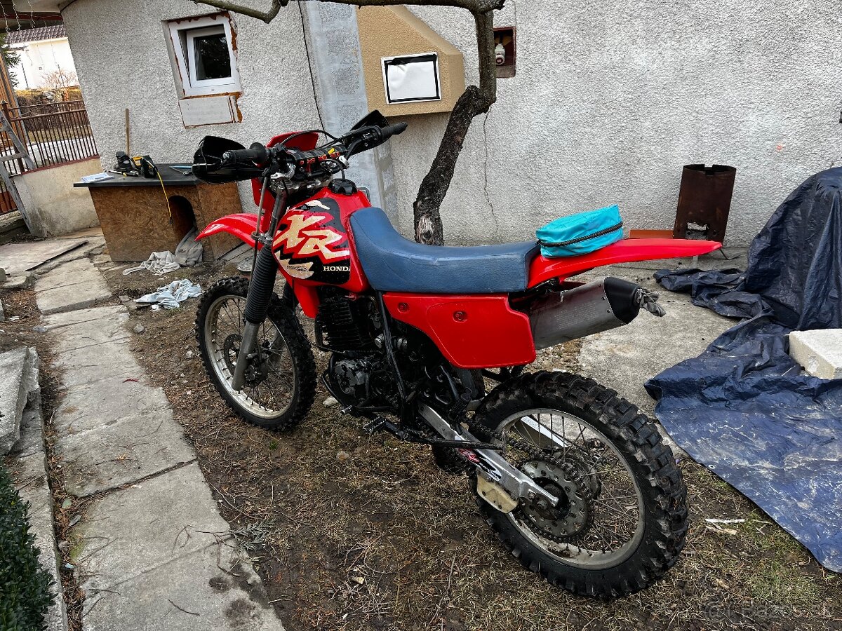 Kúpim kolesa Honda xr 600