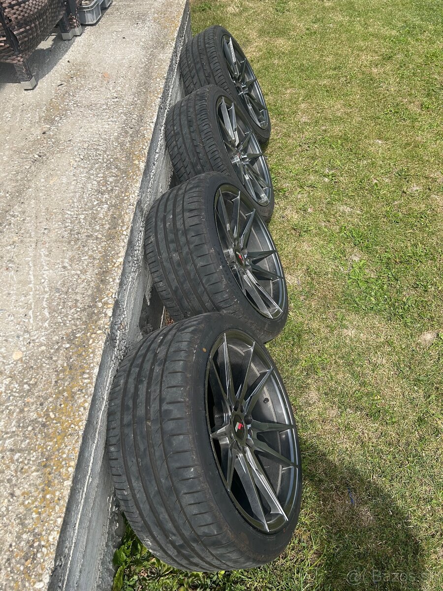 19” Japan Racing JR21 dvojrozmer dvojrozteč