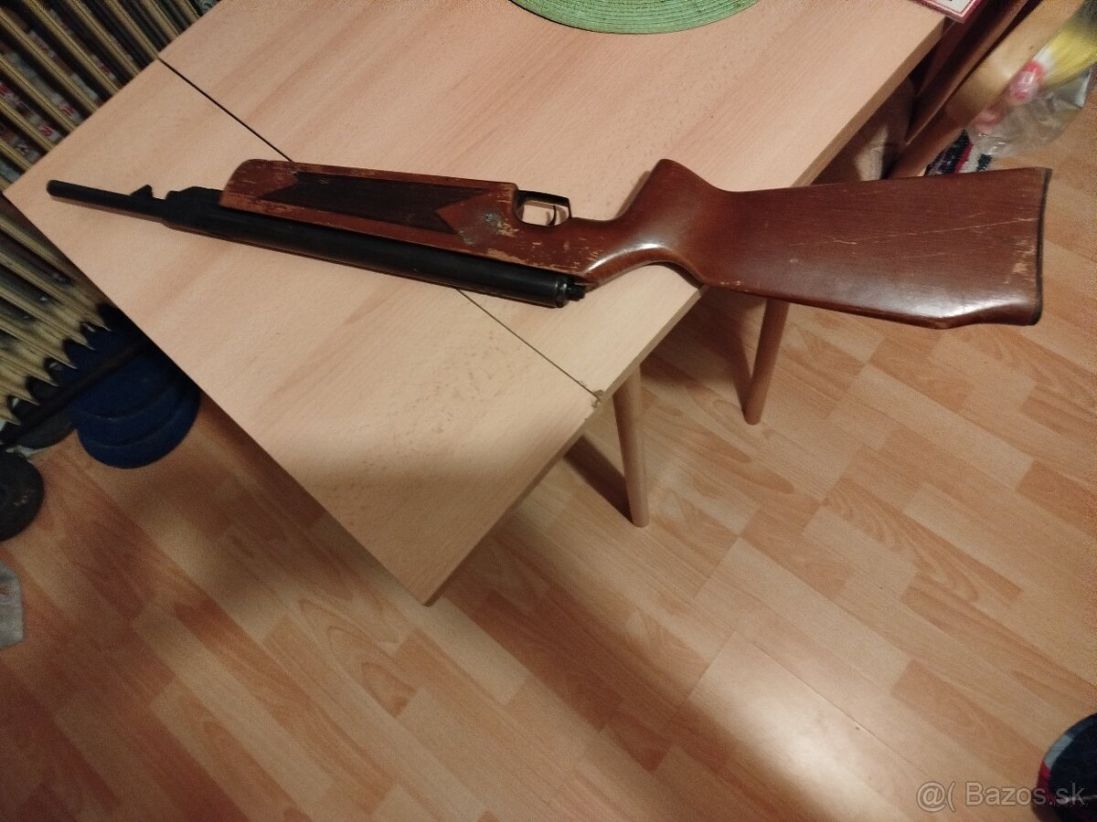 Predám vzduchovka Slavia 631 model 77