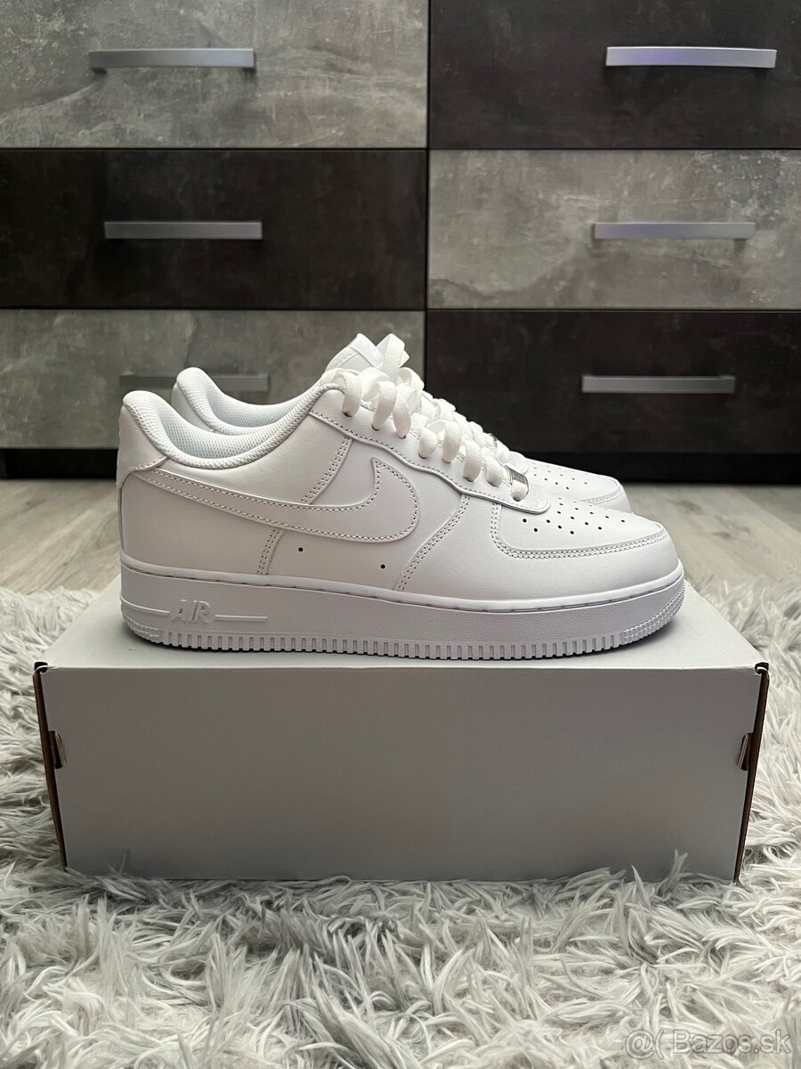 Nike Air Force 1 White