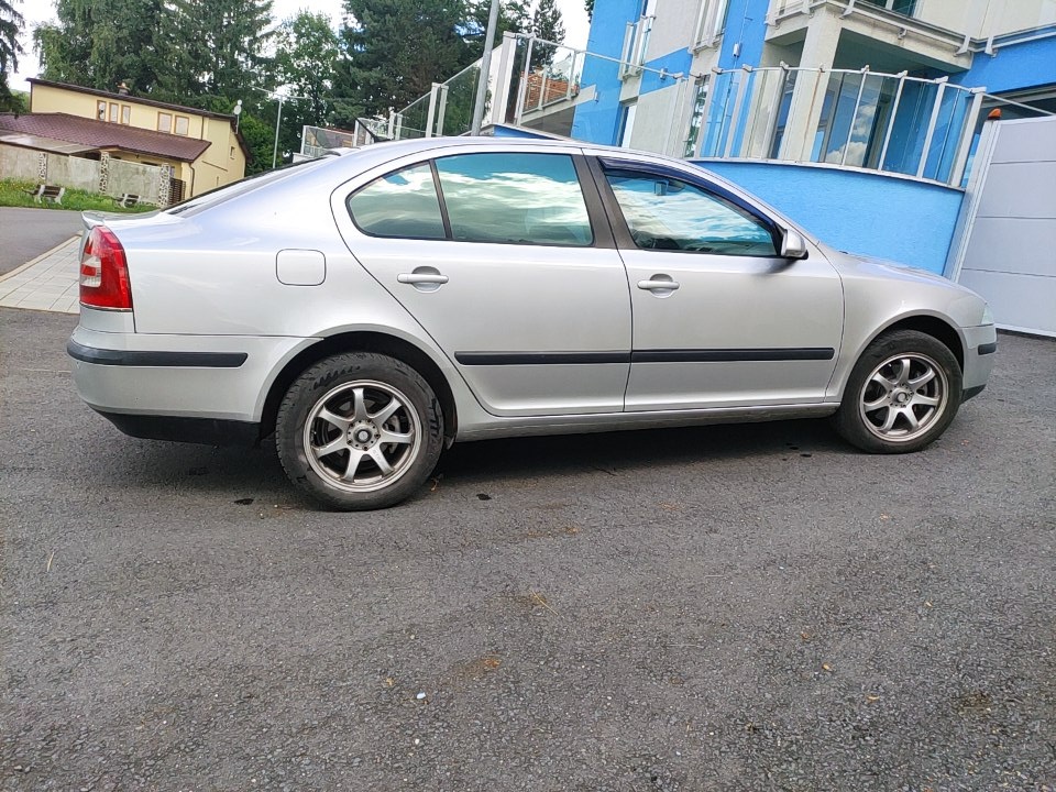Octavia 2 DSG automat