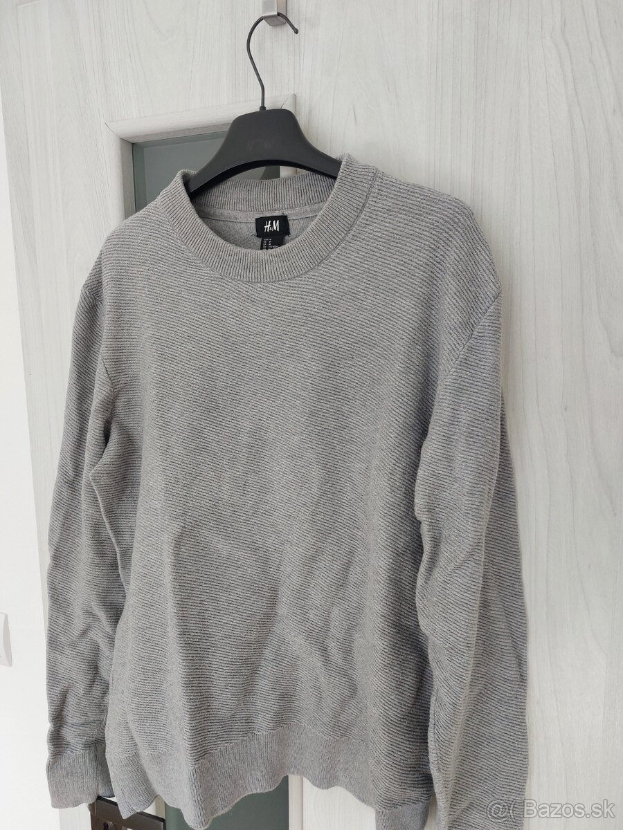 Sedy sveter HM