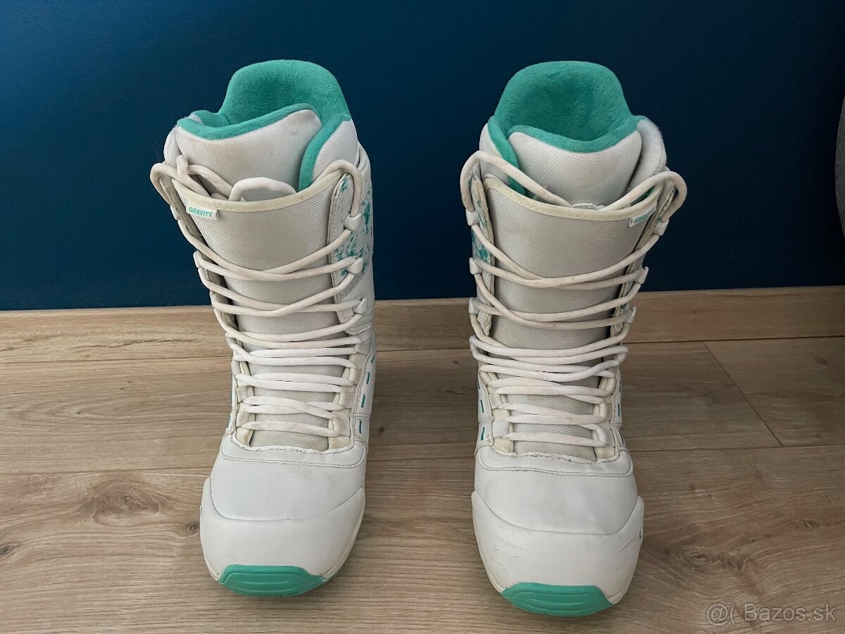 Snowbordové topanky 42,5
