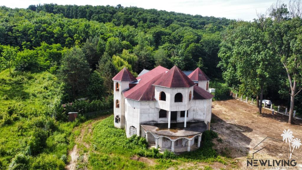 PREDAJ: veľkolepá hrubá stavba, Dolné Trhovište