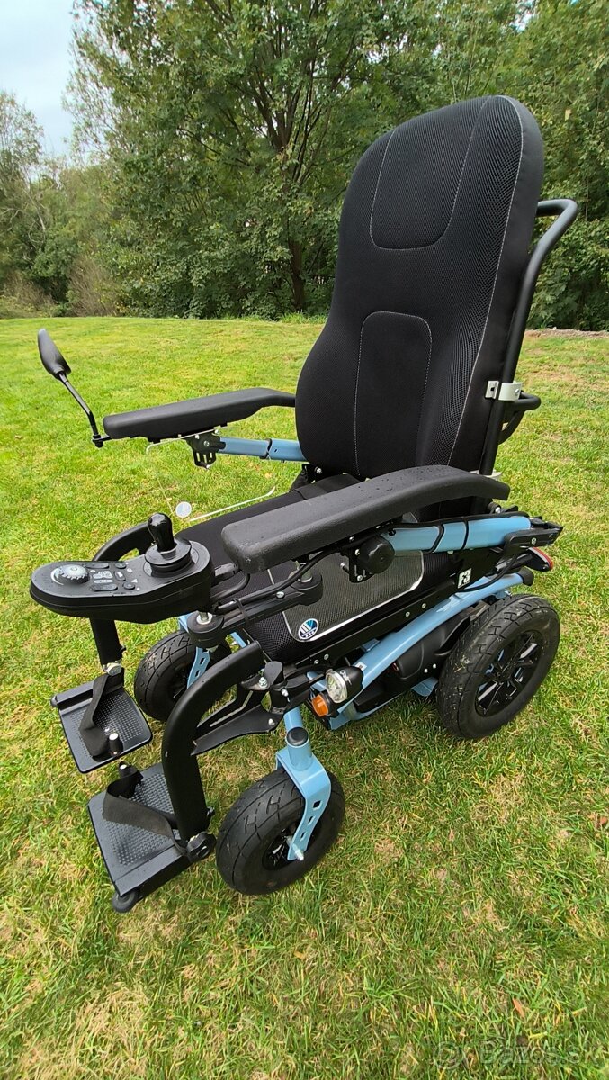 Elektrický invalidný vozik