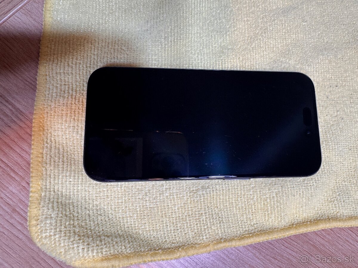 iPhone 15pro 128gb black titán