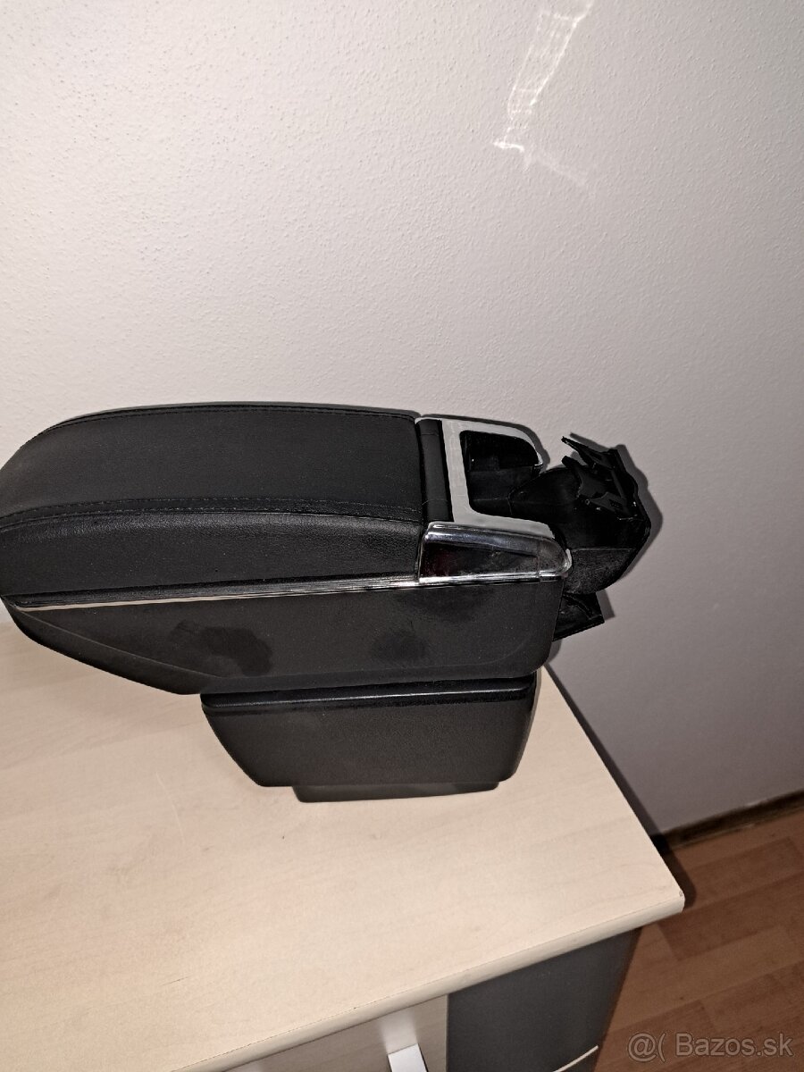 Lakťová opierka VW grup