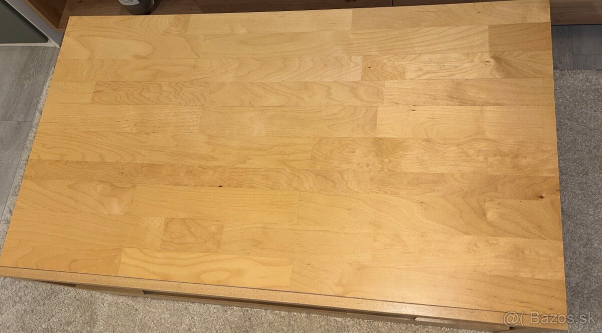 Konferenčný stolík