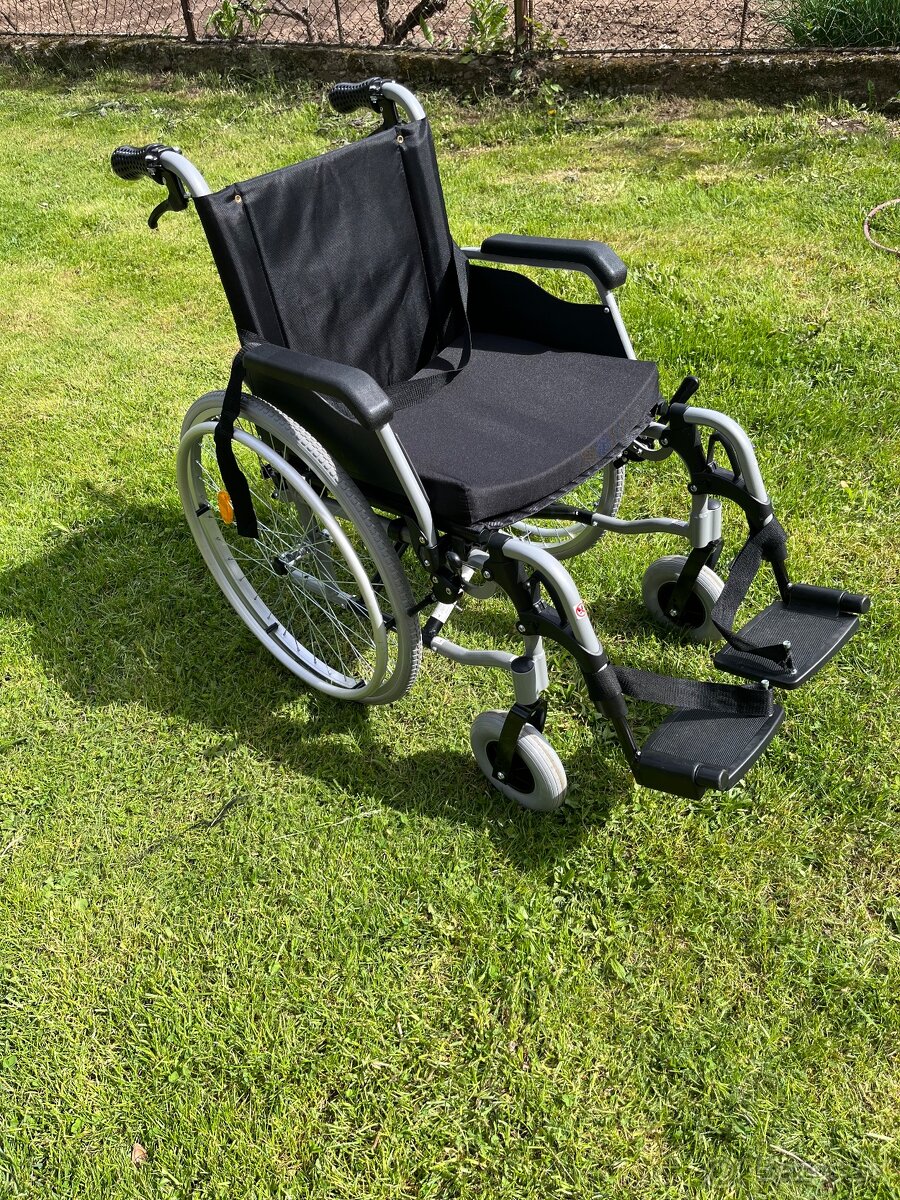 Invalidný vozík