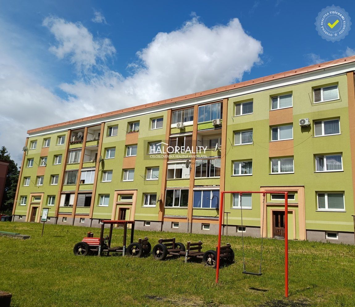 HALO reality - Predaj, trojizbový byt Detva, s lodžiou - EXK