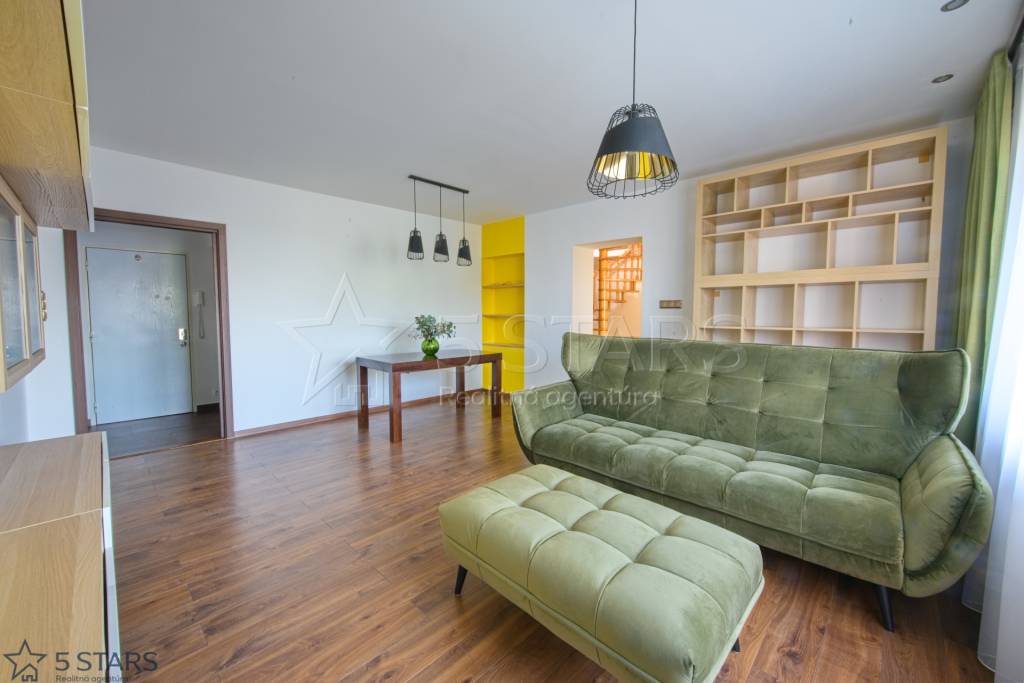 Nadštandardný 4-izbový mezanín v Trenčíne 119 m2