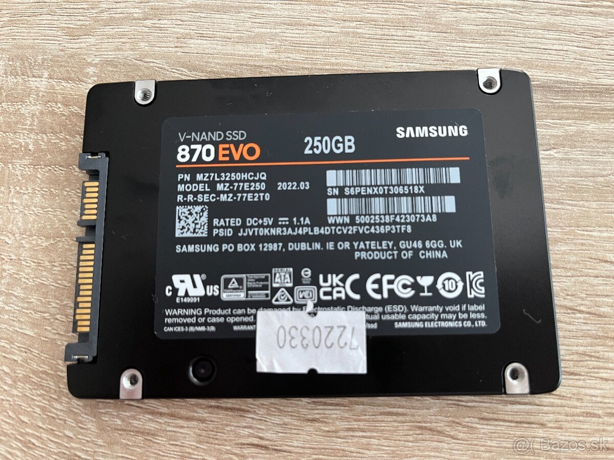 Predám 2,5" SSD disk Samsung 870 EVO 250GB SATA
