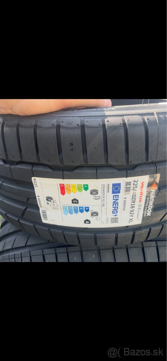 HANKOOK K127 VENTUS S1 EVO3 225/40 R 18 92Y