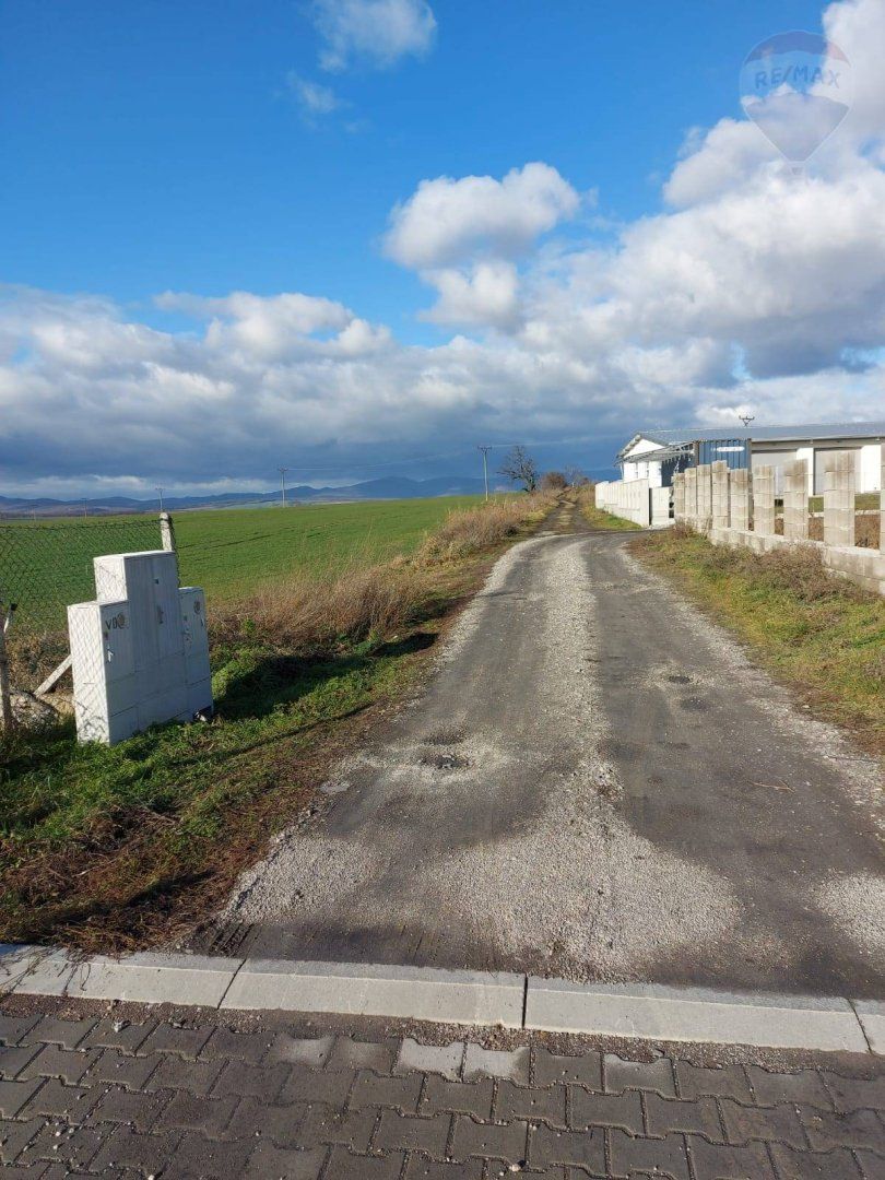 Predaj pozemku v obci Nemčice, okr. Topoľčany