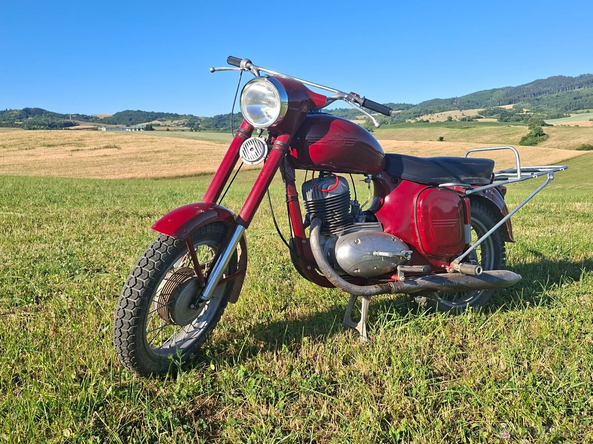 Jawa 250/559 panelka