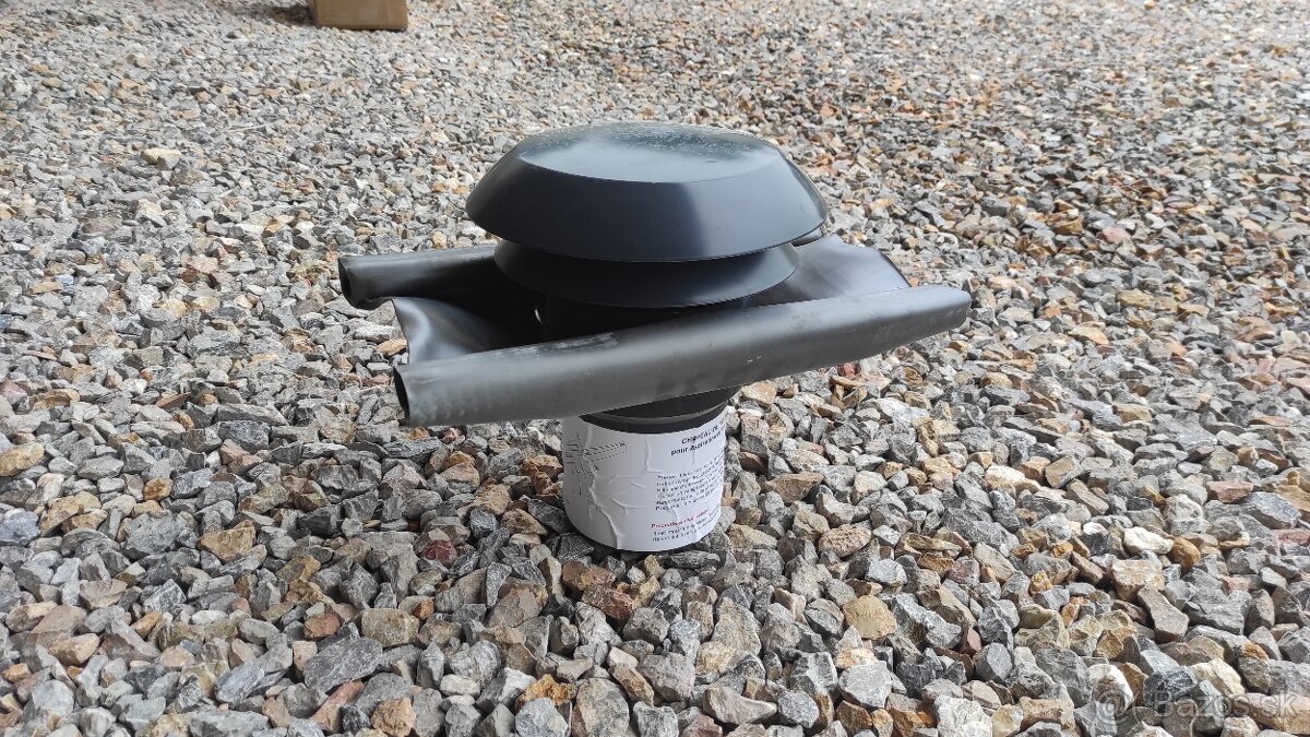 CTA - Strešný prechod plastový - 125mm - Čierna - Golier olo