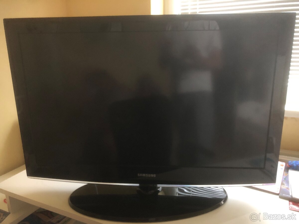 Staršia Samsung Tv