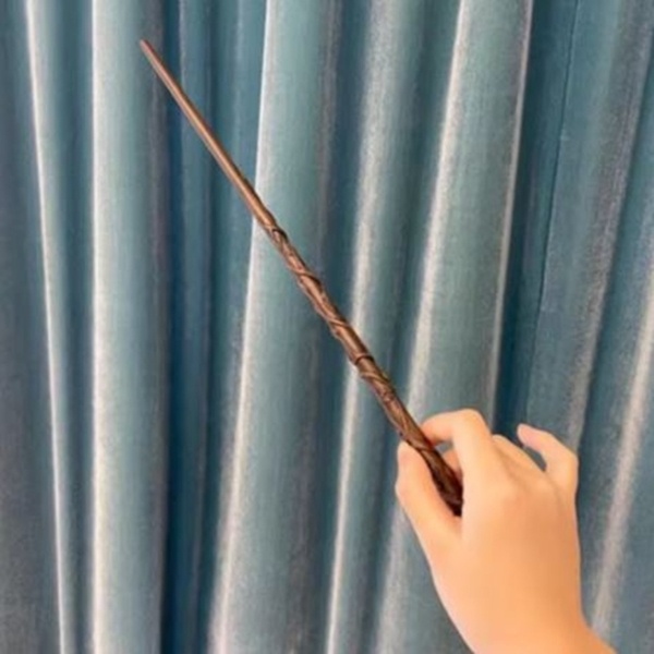 Prútiky Harry Potter, Hermiona a Dumbledore, bázový prútik