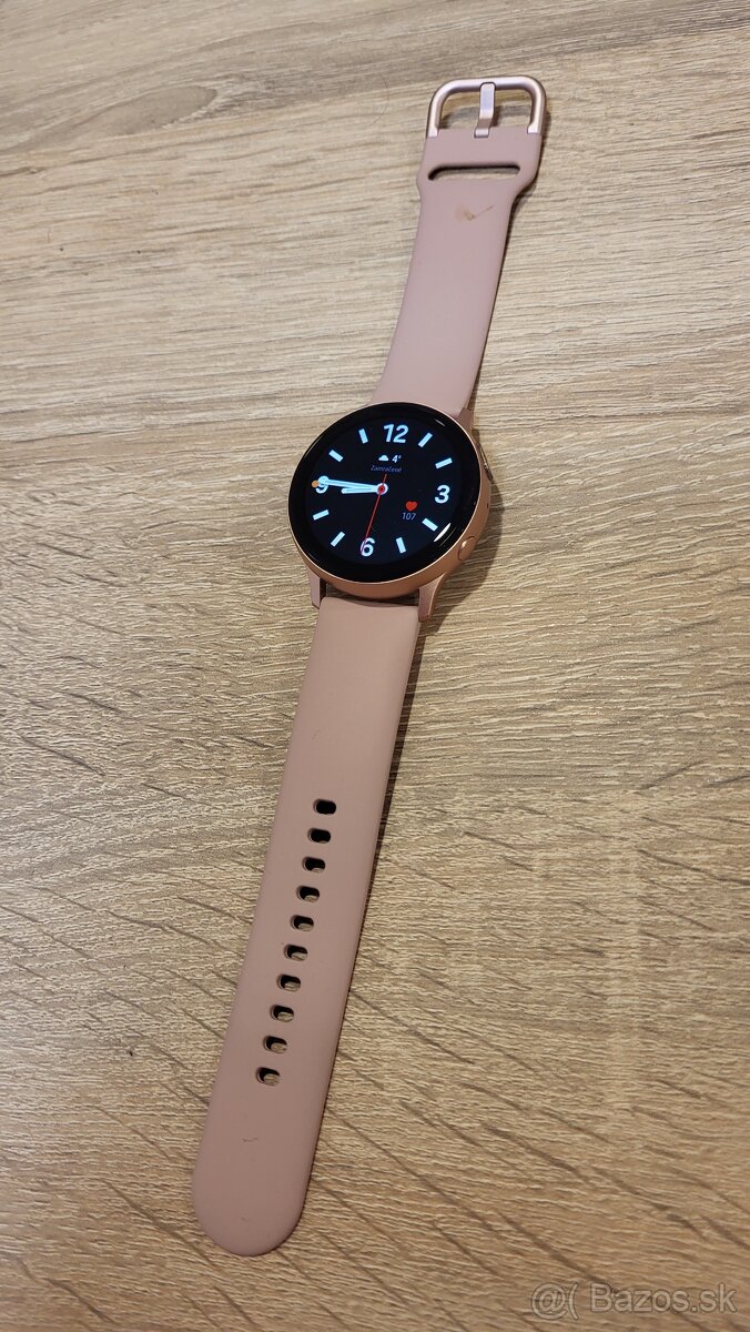 Hodinky Samsung Active 2 44mm  SM-R820