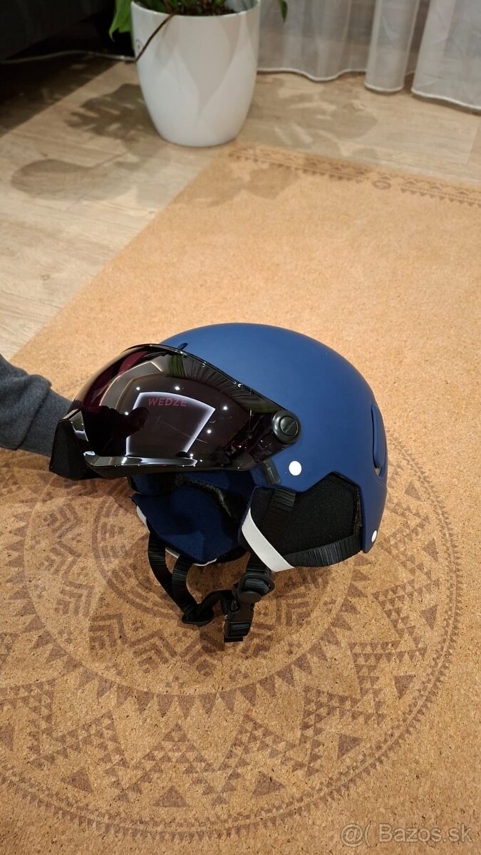 Lyžiarska prilba WEDZE 550