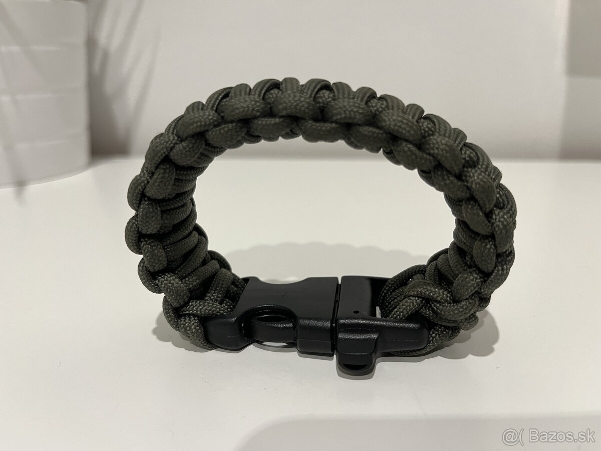 Paracord náramok