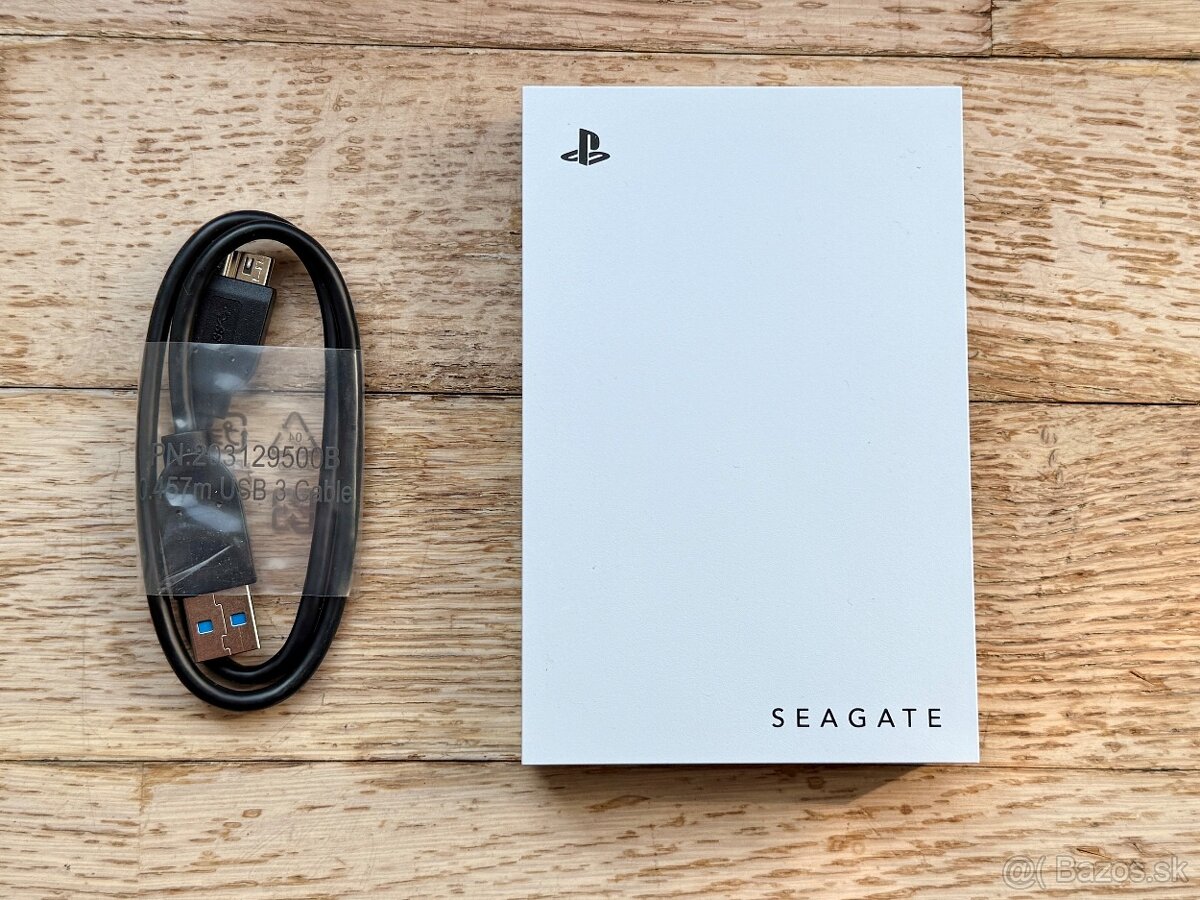 Predám Herný disk Seagate PS5/PS4 5TB, biely