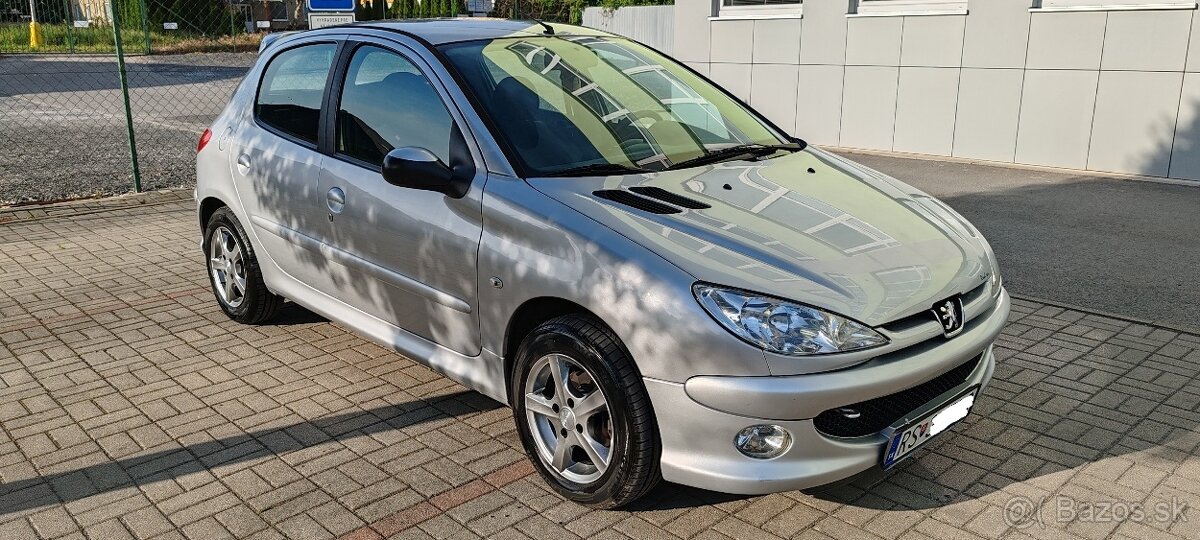 Predám Peugeot 206 benzin
