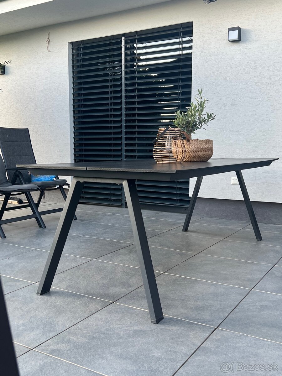 Predam stol FAUSING GARDEN TABLE