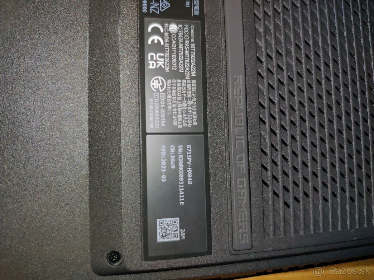 Predám herný notebook Asus rogstrix G 713 PV
