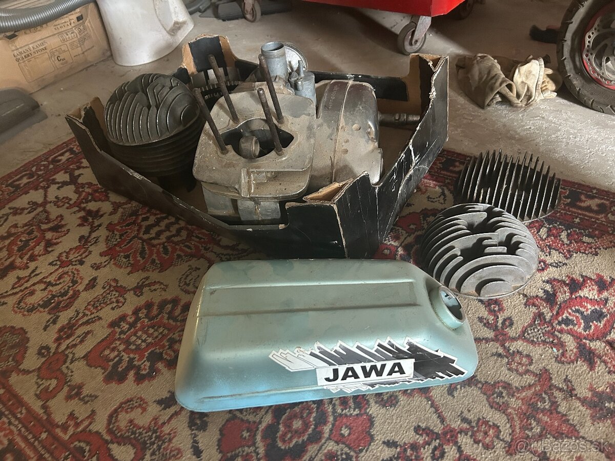 Predám náhradné diely na motocykle JAWA