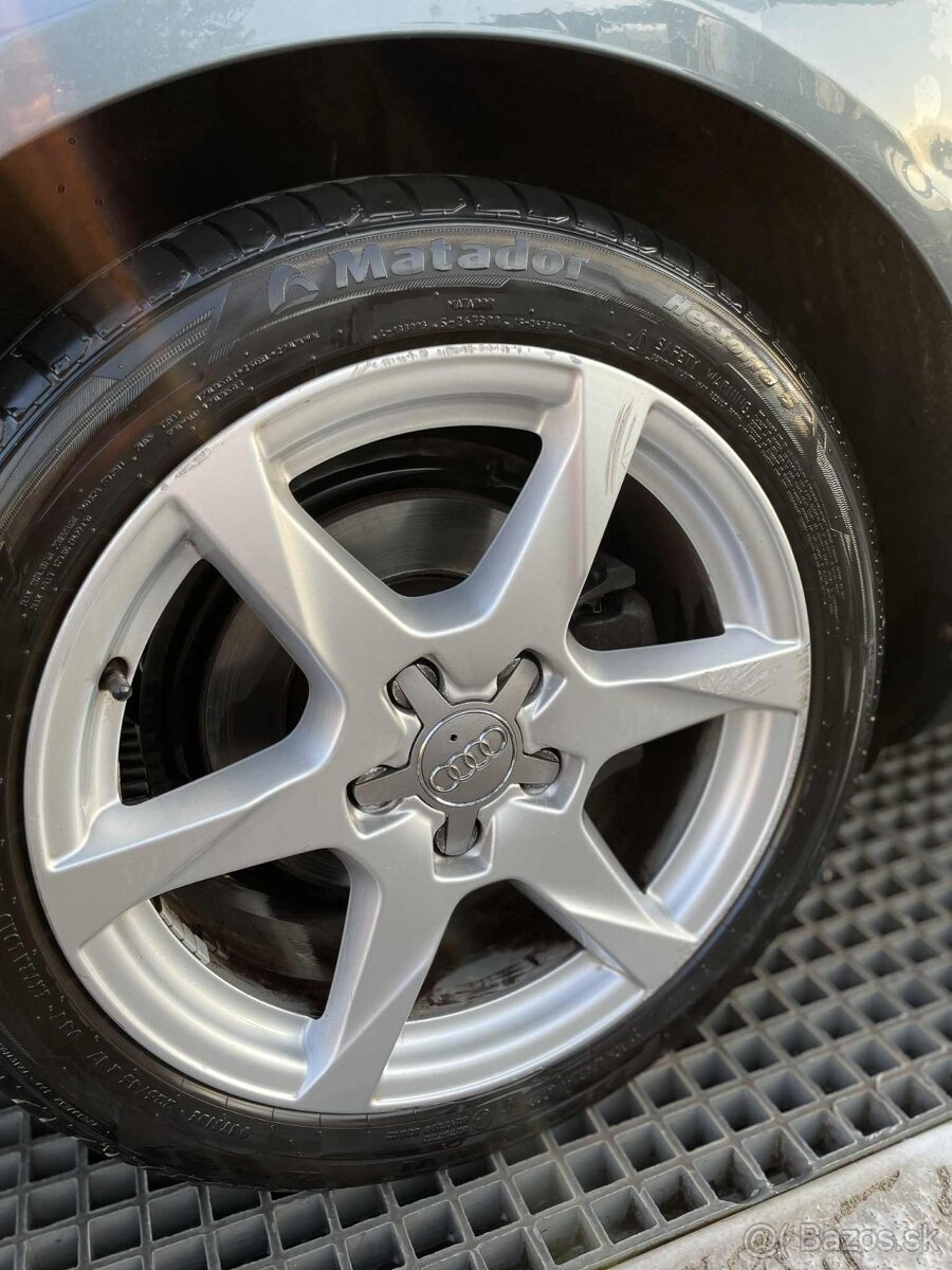 Audi 5x112 R17 225/45