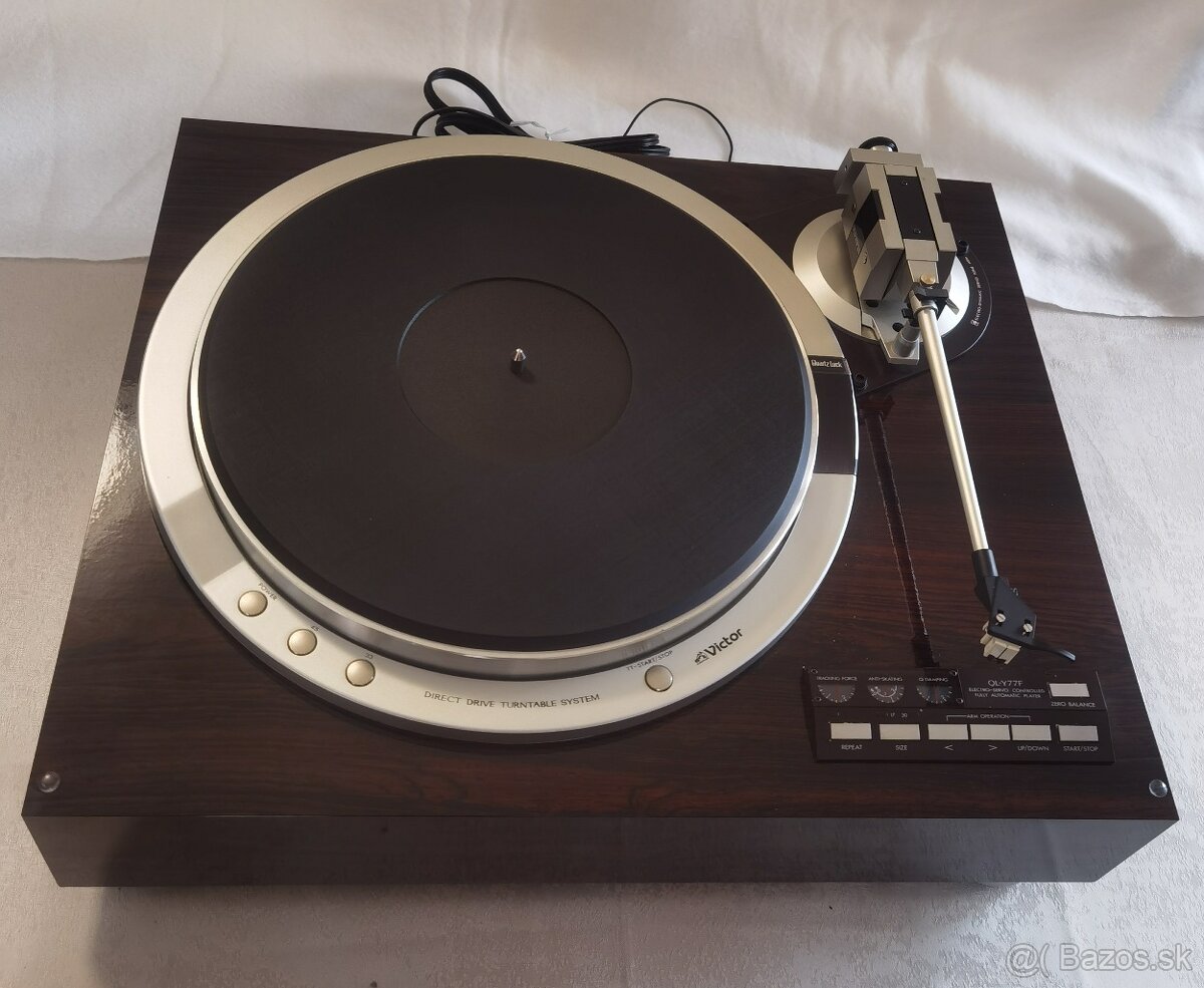 Gramofón Victor (JVC) QL-Y77F
