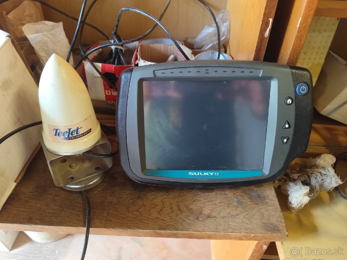 Predáme GPS navádzanie na traktor