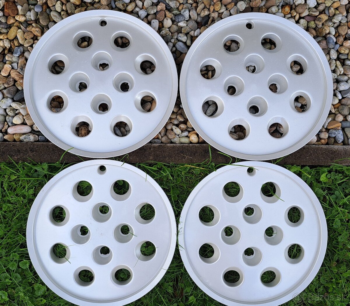 PUKLICE R14 - FORD ESCORT MK3