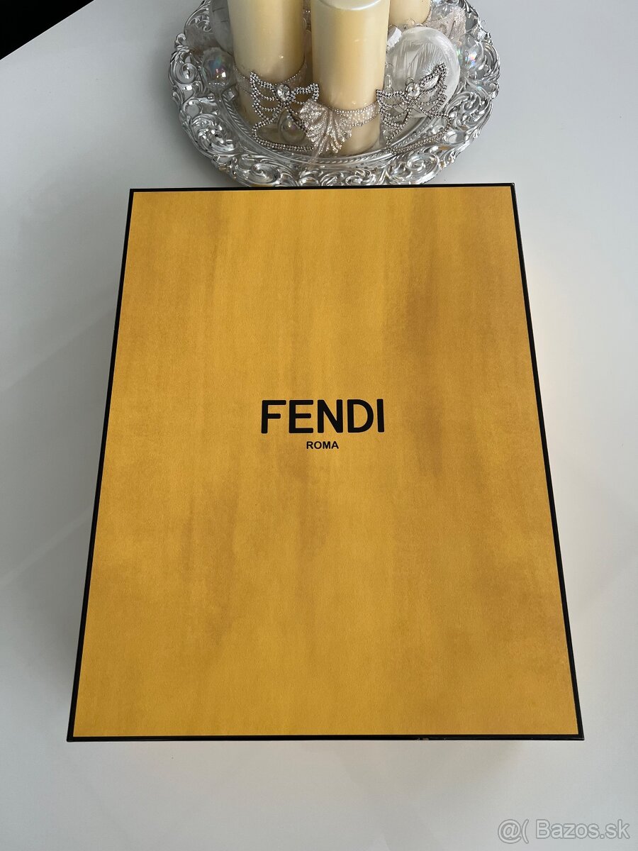 Fendi krabica