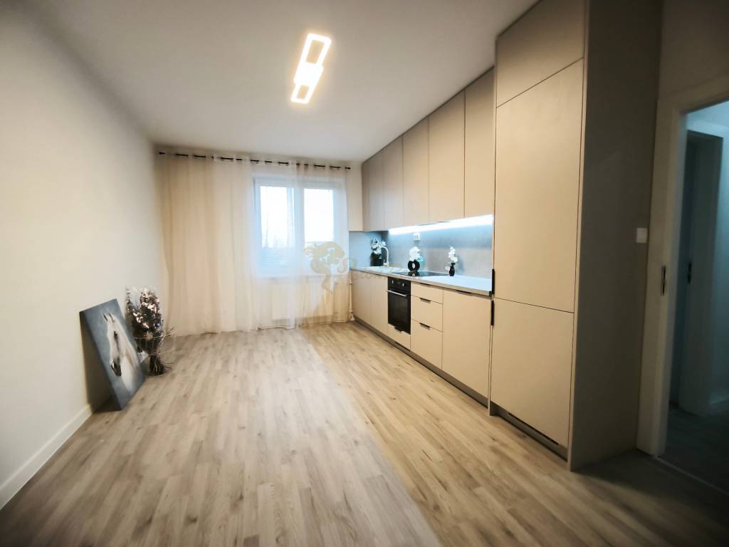 novozrekonštruovaný 4-izb. byt, Raketová ul., Ružinov - Ostr