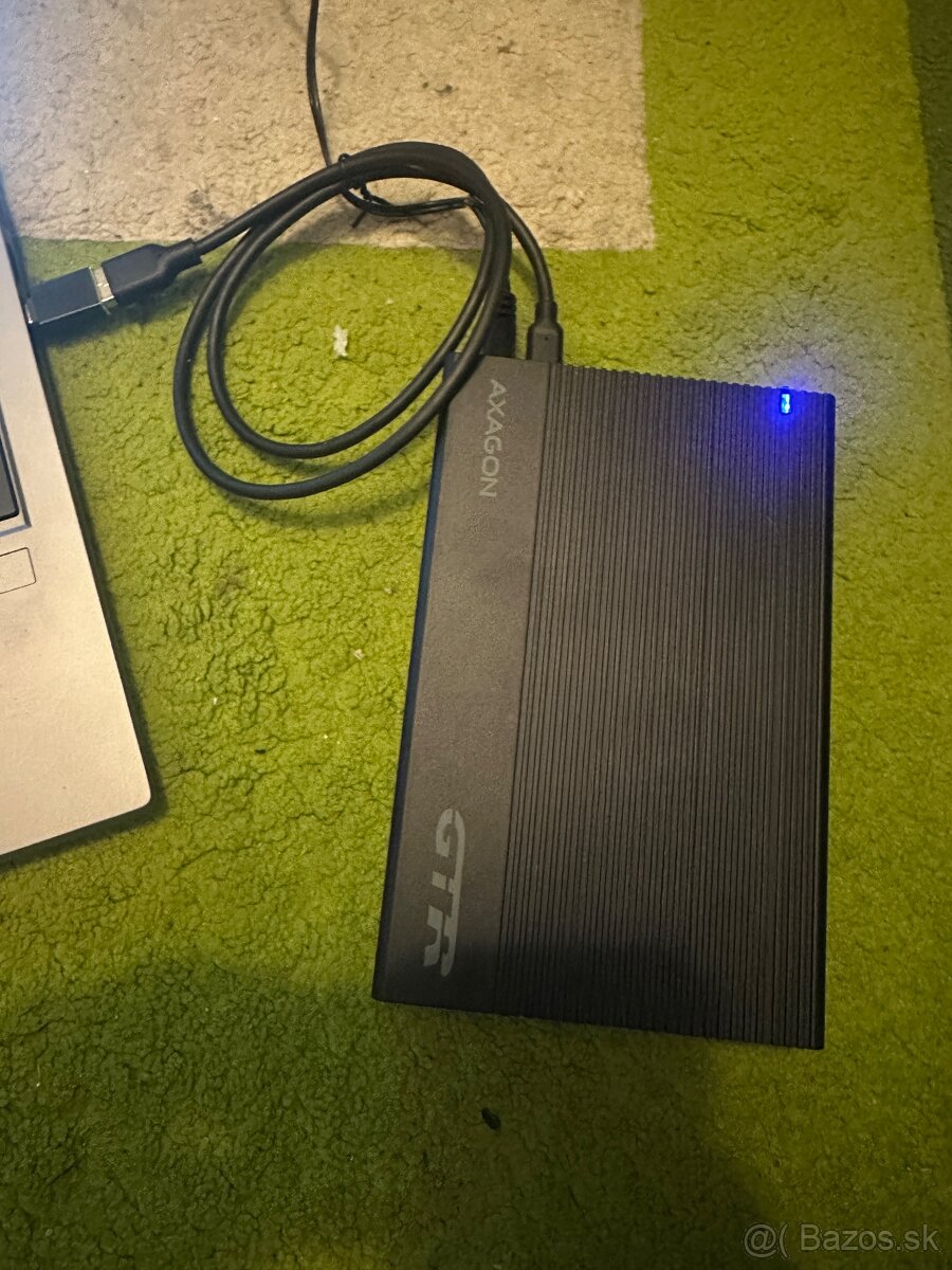 externy disk 3.5" 24tb