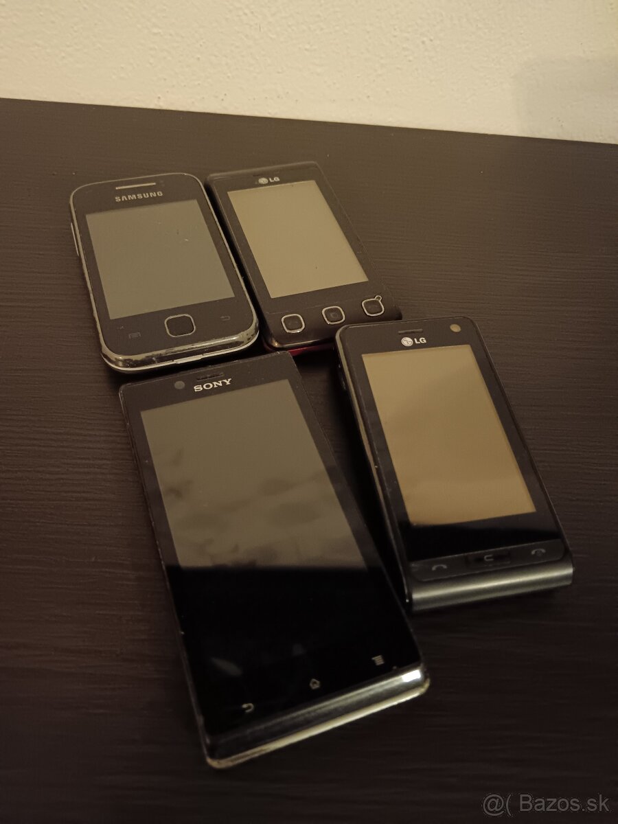 Predám nefunkčné mobilné telefóny, mobily