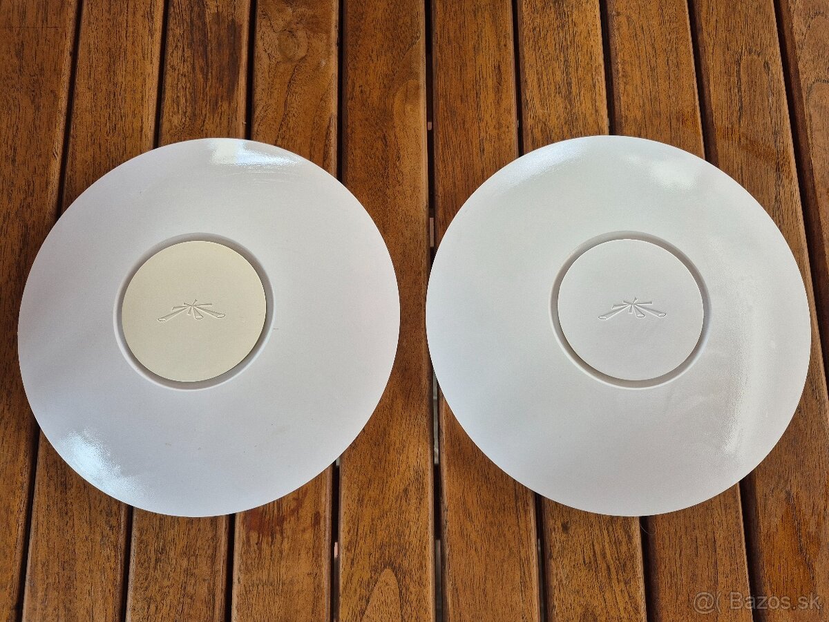 Predám 2x Ubiquiti UniFi AP Long Range (UAP-LR)