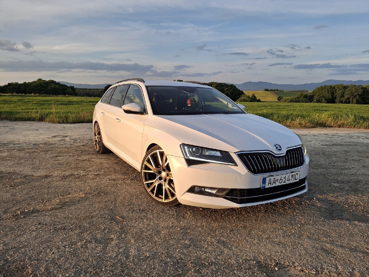 Škoda Superb