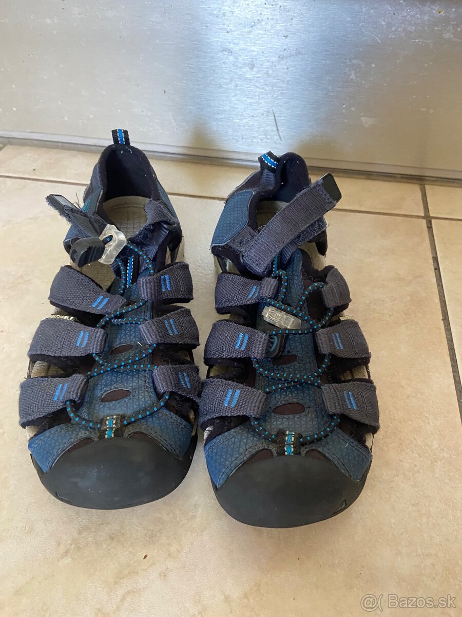 outdoor sandale KEEN velkost 34