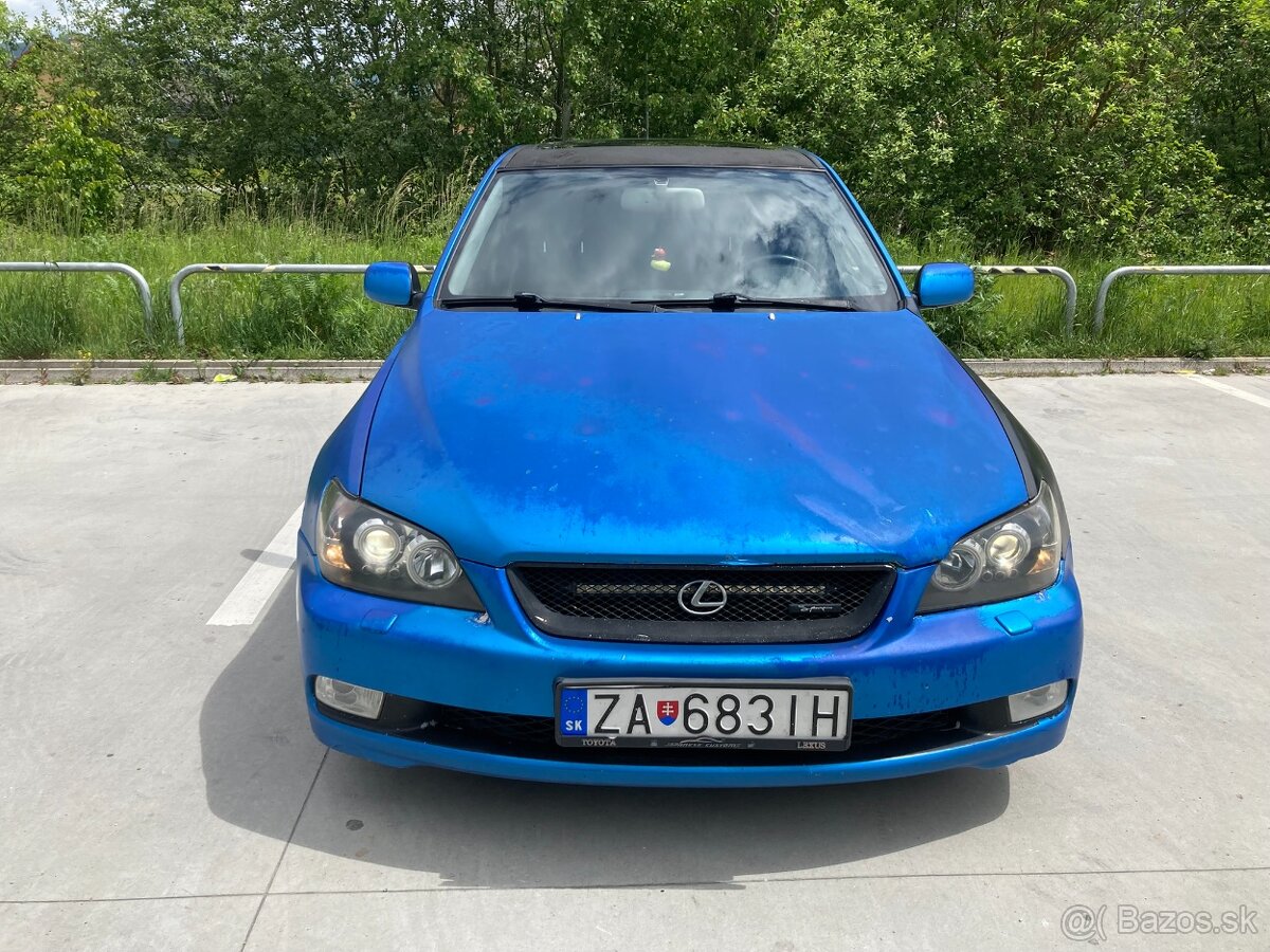 Lexus is200 sportcross