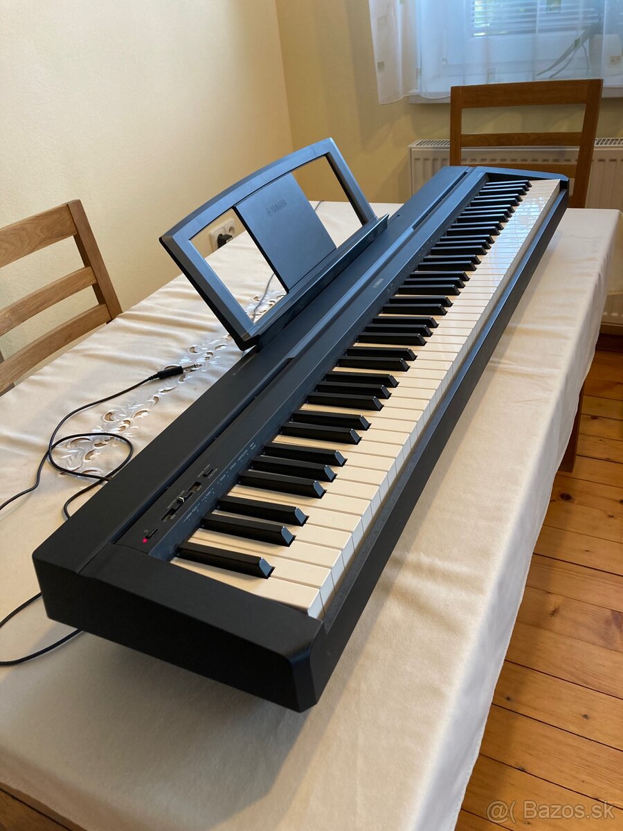 Digitálny klavír Yamaha P-35