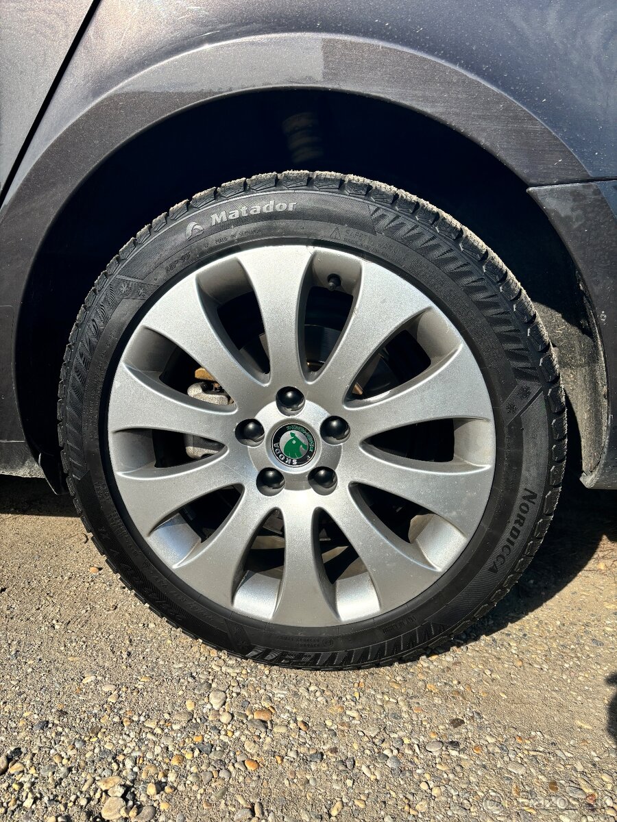 Elektróny 225/45/r17 V XL
