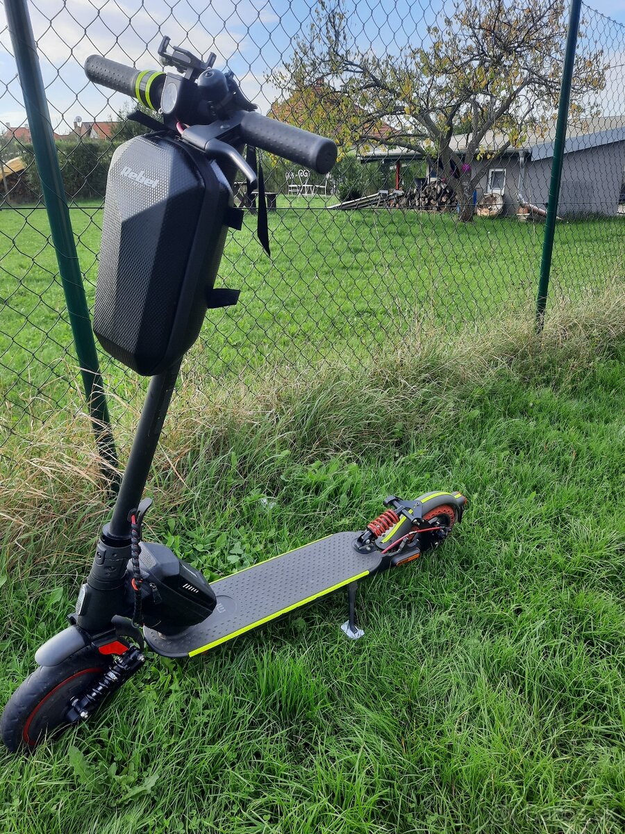 Predám elektro kolobežku xiaomi pro 2 vo vylepšení.
