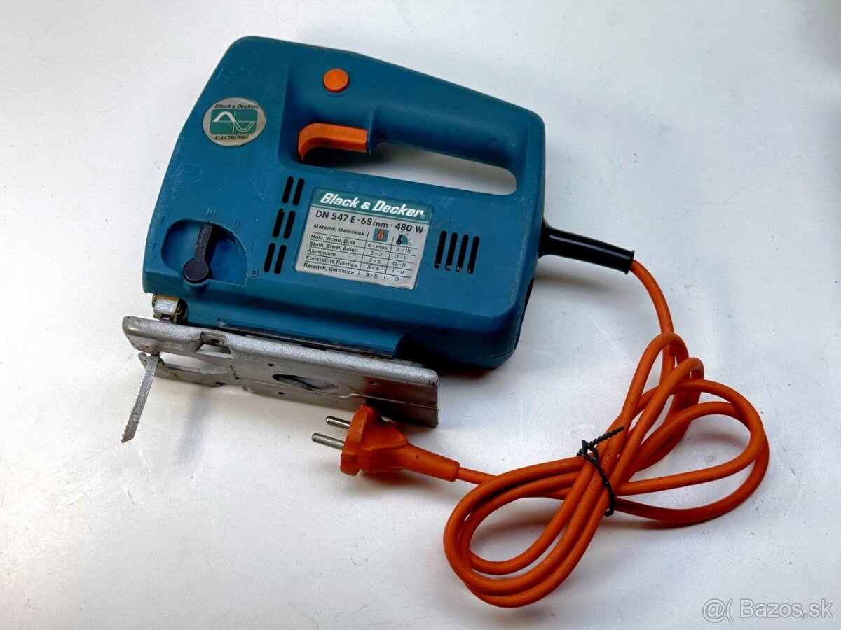 Priamočiara píla Black & Decker DN547E