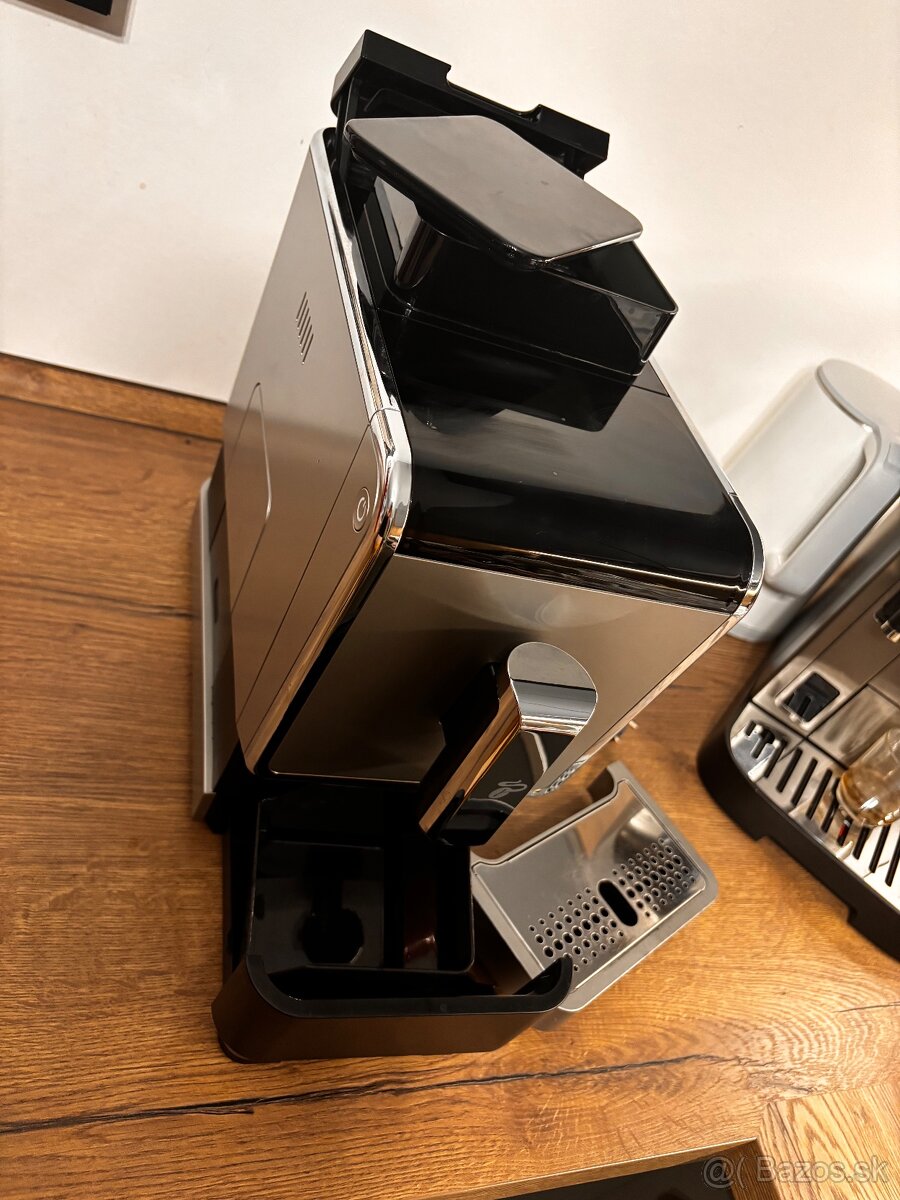 Automatický kávovar Tchibo Esperto Caffé 1.1