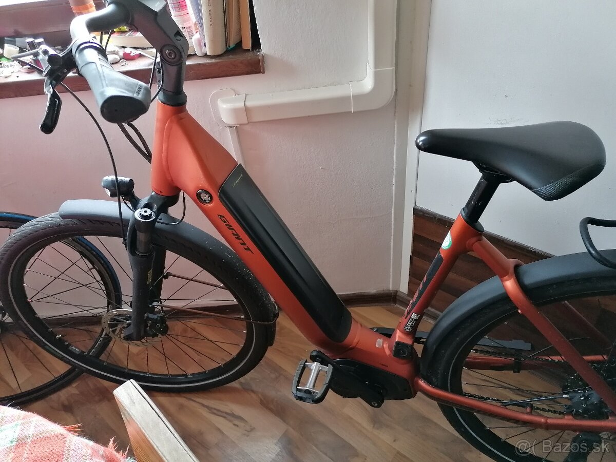 Giant-Daily Tour E+, Ktm-Macina. 750w